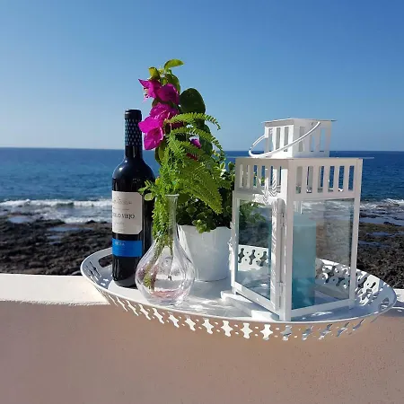 Villa Beachfront Romantica With Private Pool, Jacuzzi, Large Terrace, Bbq, Wifi, Parking *
